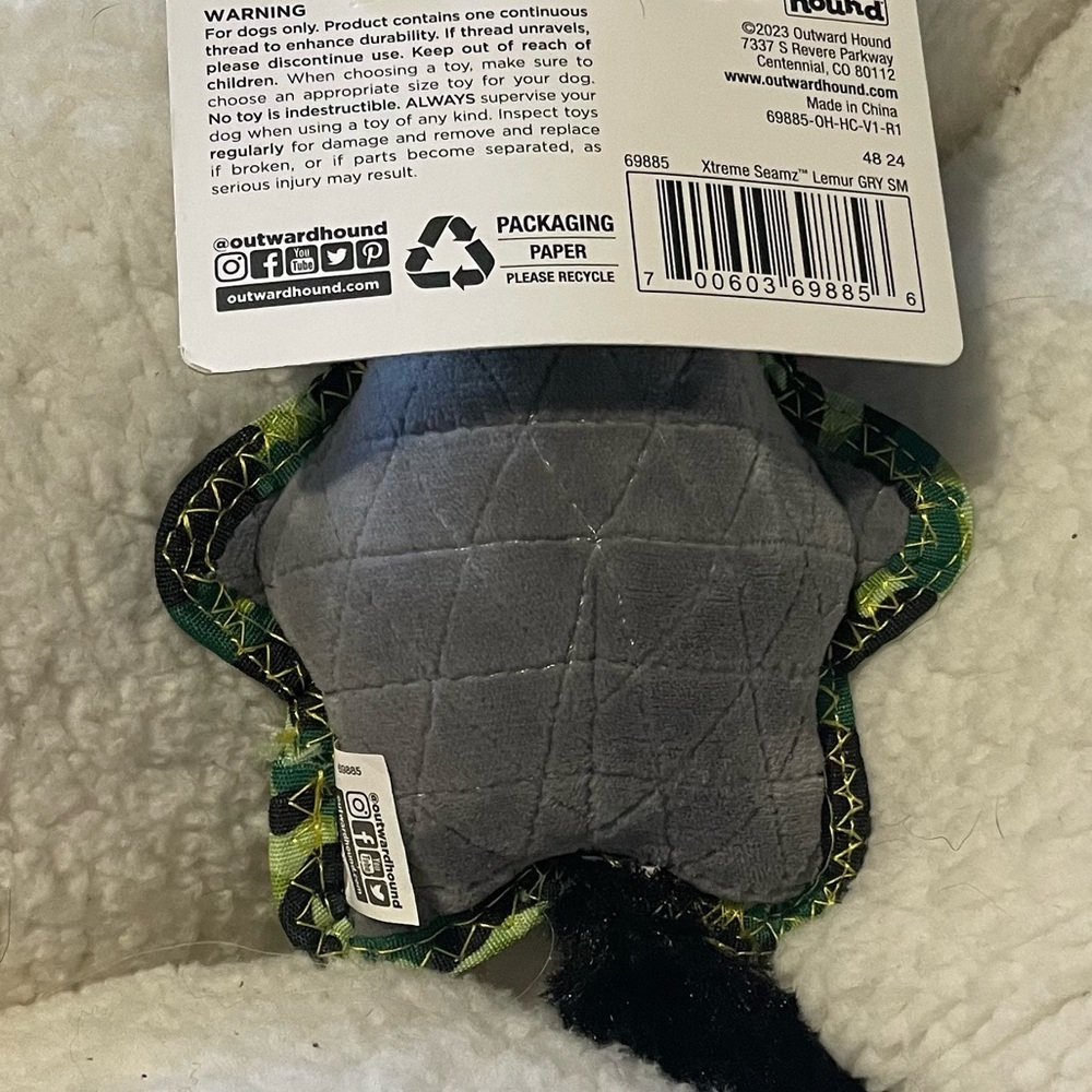 2 PIECE Dog Chew Toy Outward Hound LEMUR & Dexy Paws GOOSE - Picture 4 of 6